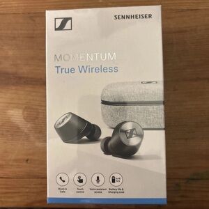 Sennheiser MOMENTUM True Wireless Bluetooth Earbud Headphones New SEALED Box